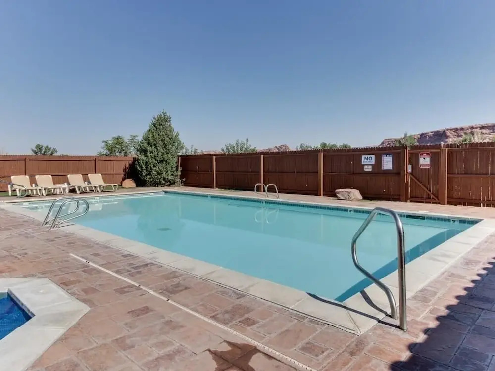 Roberts Roost ~ W4 3 Bedroom Condo