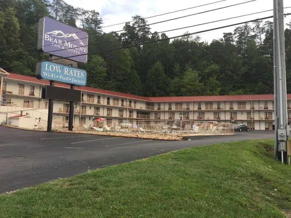 Rodeway Inn On The Parkway