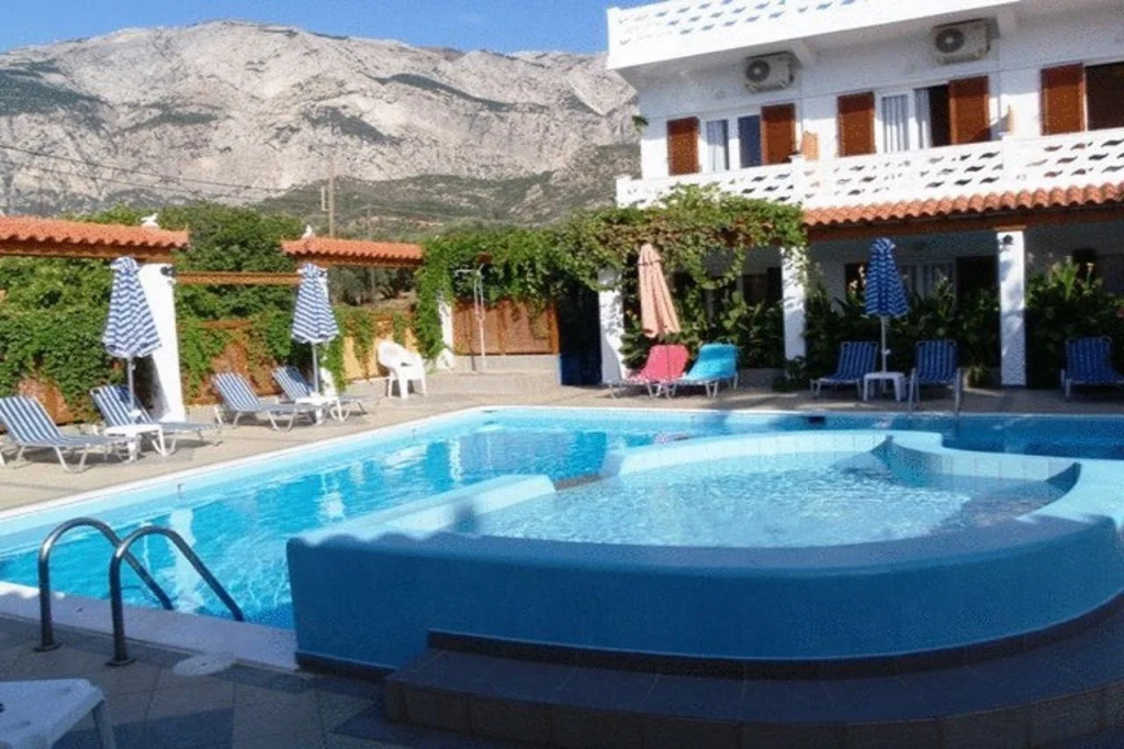 Votsalakia Hotel