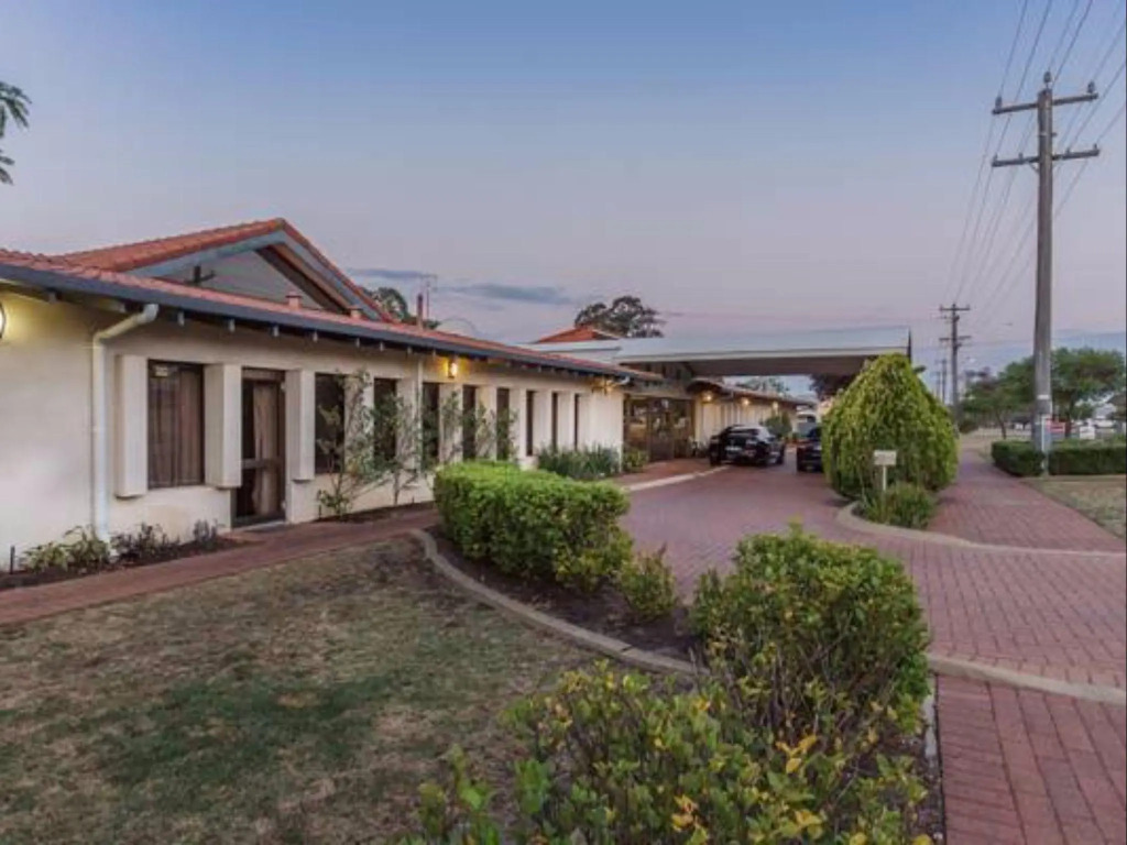 Banksia Motel