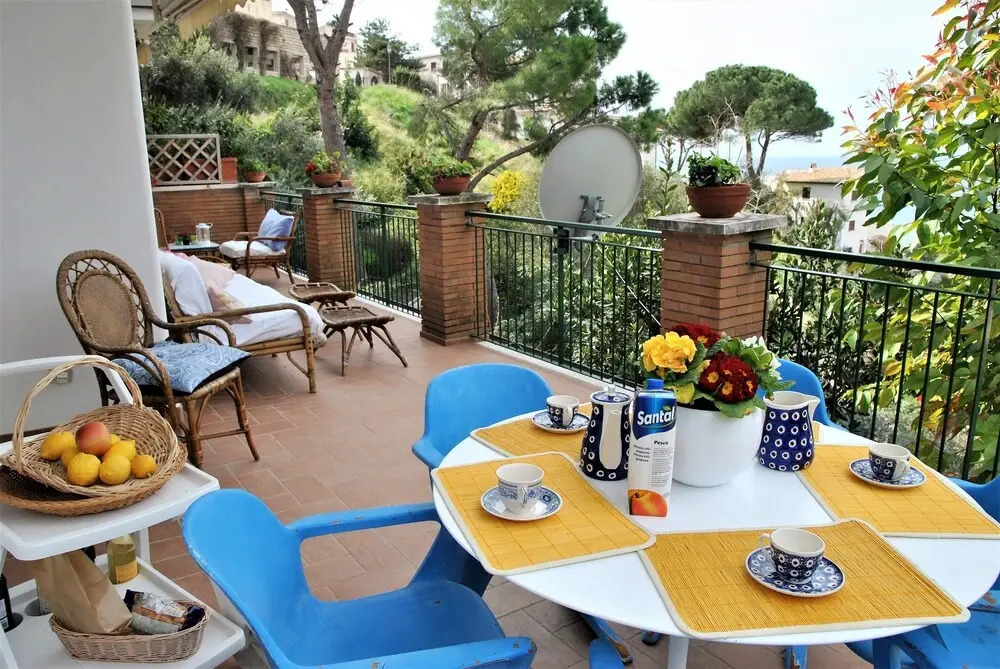 Tiffany Apartment With sea View Terrace in the Center of Sperlonga