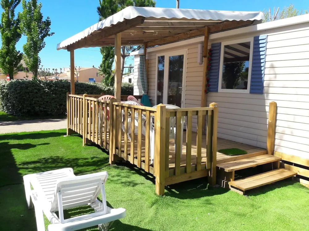 Property With 2 Bedrooms In Valras Plage With Shared Pool And Terrace 300 M From The Beach