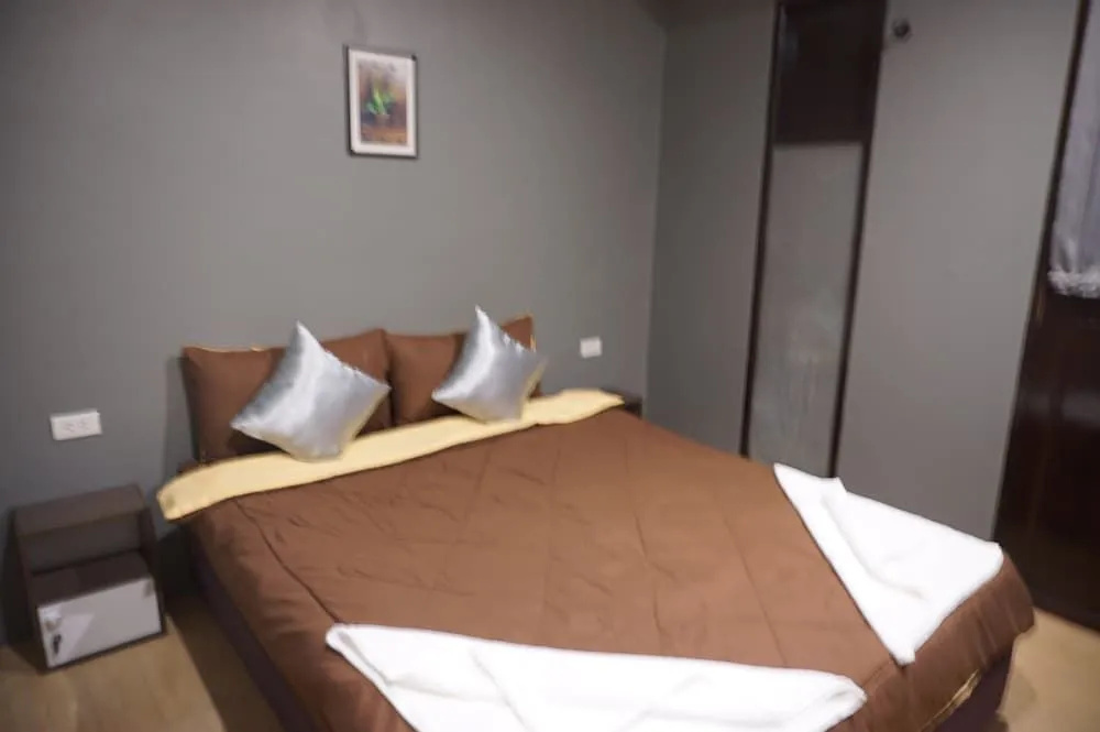 Baan Paea Guest House