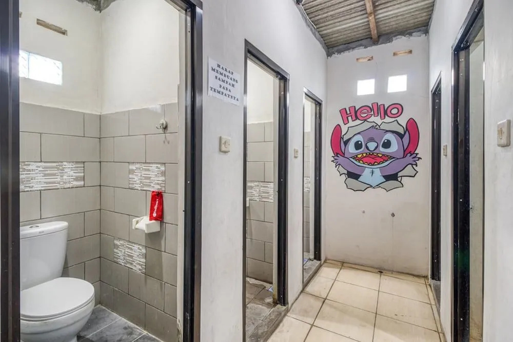 RedDoorz Hostel near Stadion Mandala Krida Yogya
