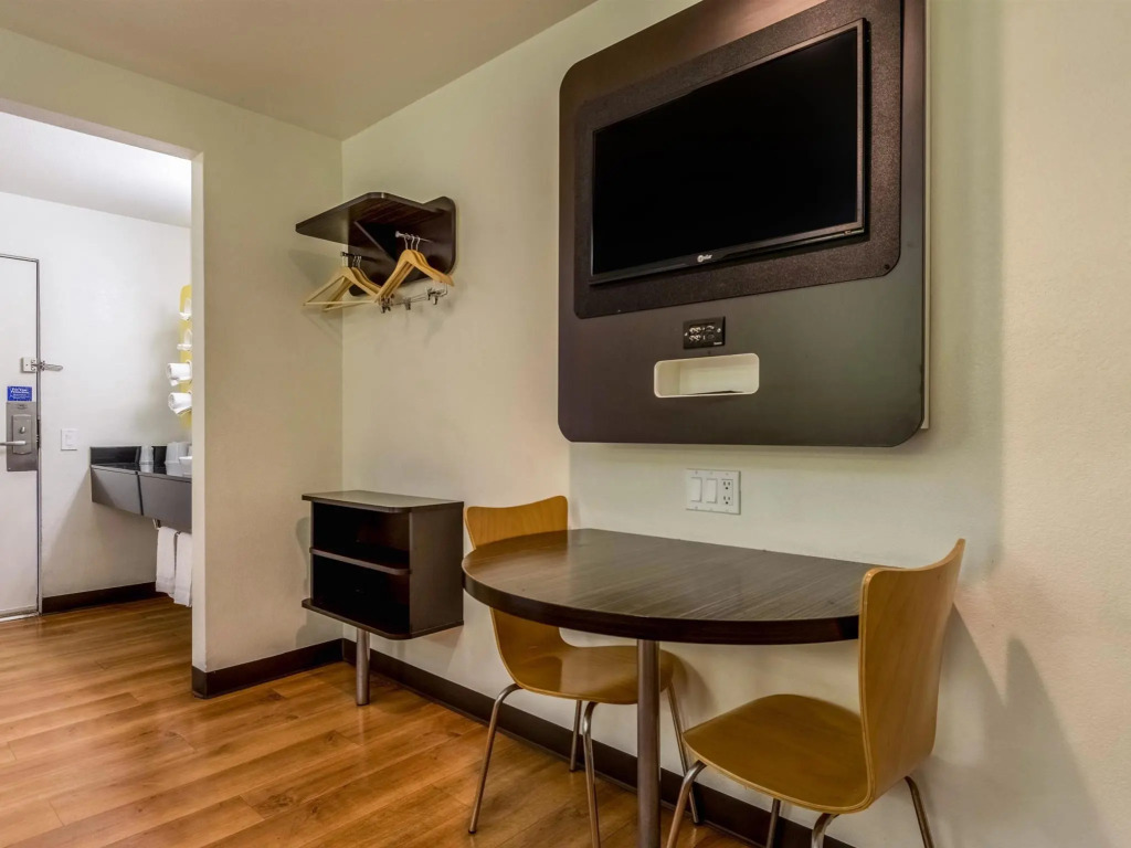 Motel 6-Redlands, CA