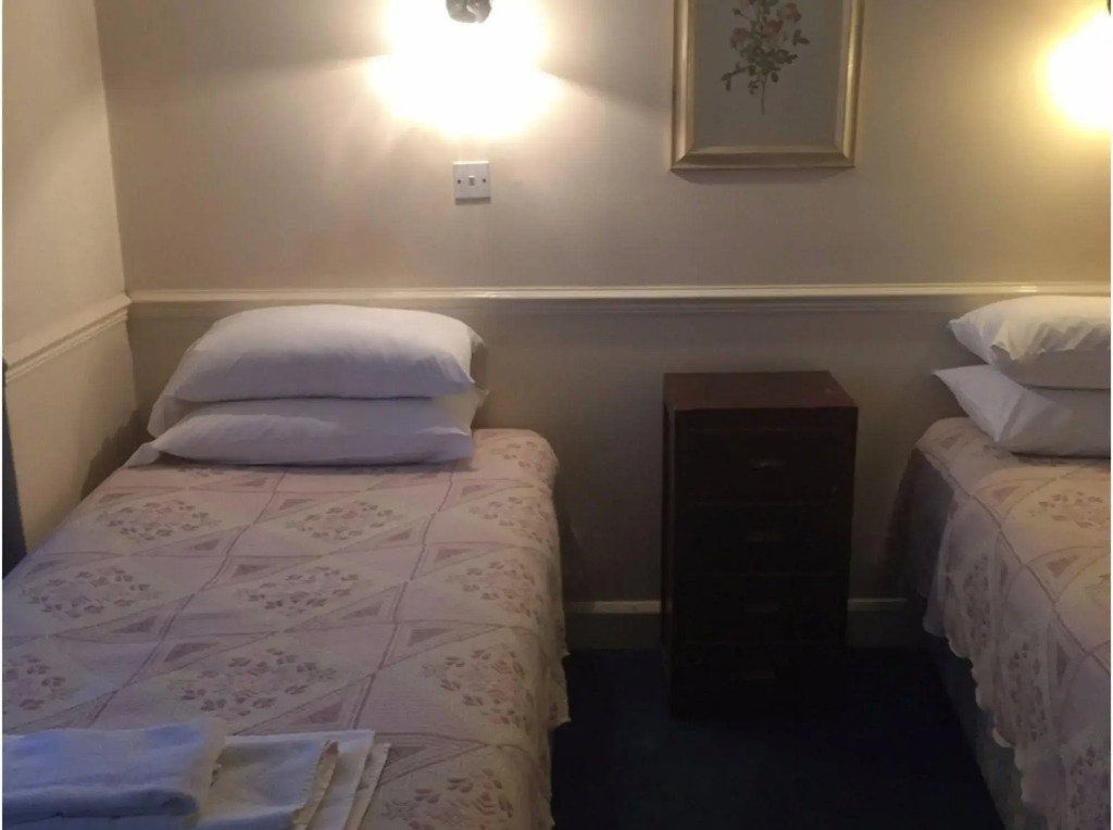 Colnbrook Lodge Guest House
