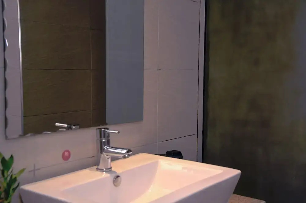 Wealth Hotel