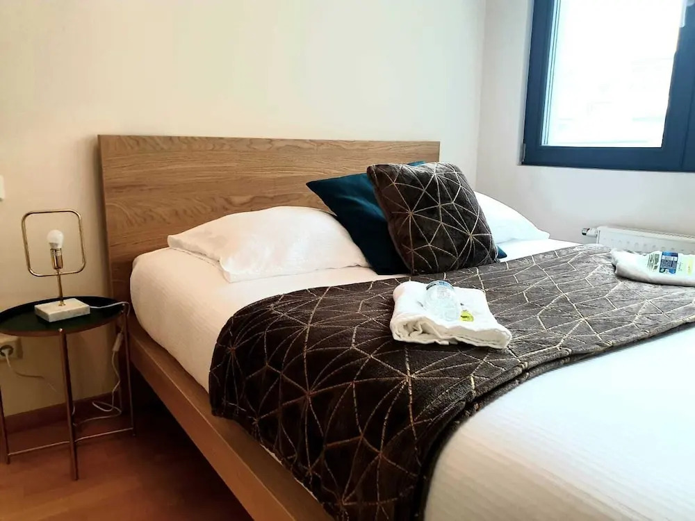 Large Flat In The Heart Of The City Center - Parking