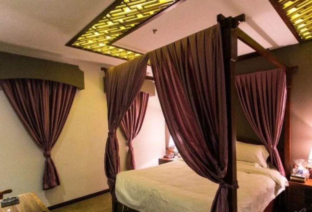 Suzhou Romantic Cabin Yongli