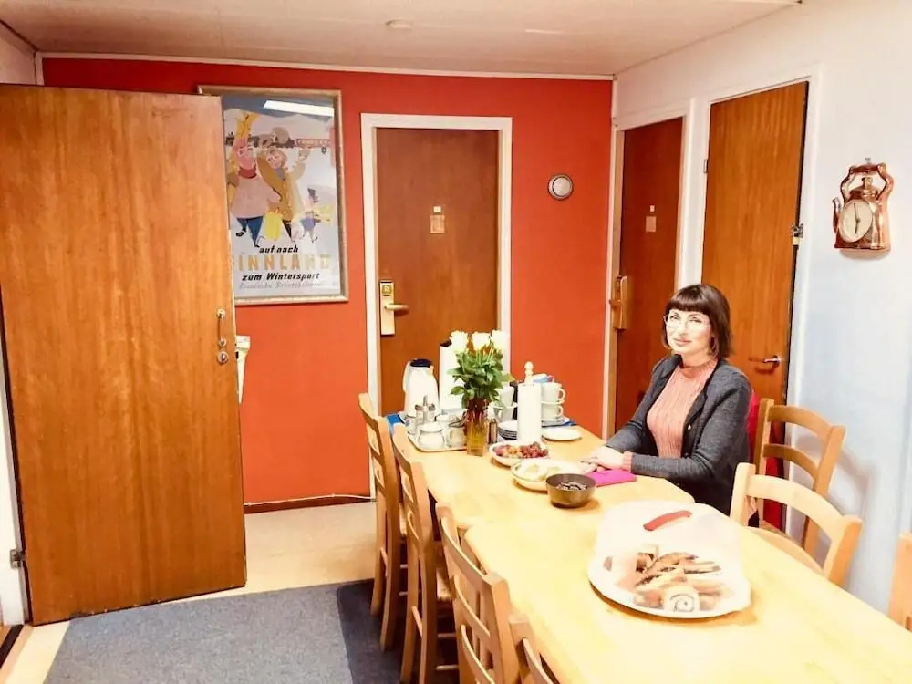 Matkakoti Patria Hostel - single & double rooms