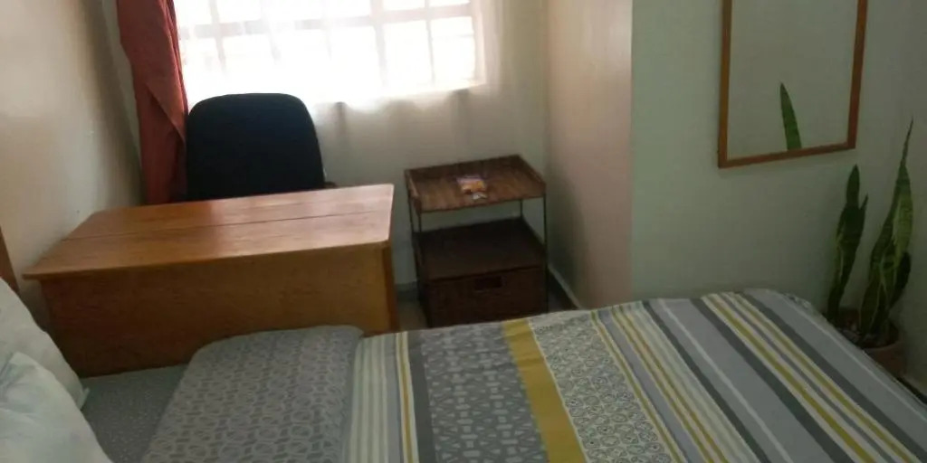 1 BD TRM Drive. WiFi & DSTV. Spacious & Quiet. Discrete location. Flowing Water & Reliable Power.