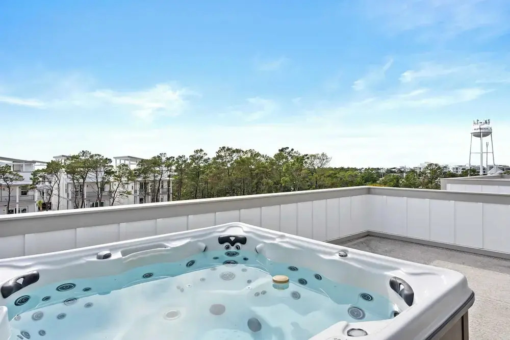 2 Homes in Inlet Beach by Avantstay Sleeps 24, Walk to Beach, Free Golf Cart, Rooftop Decks, Pool Access
