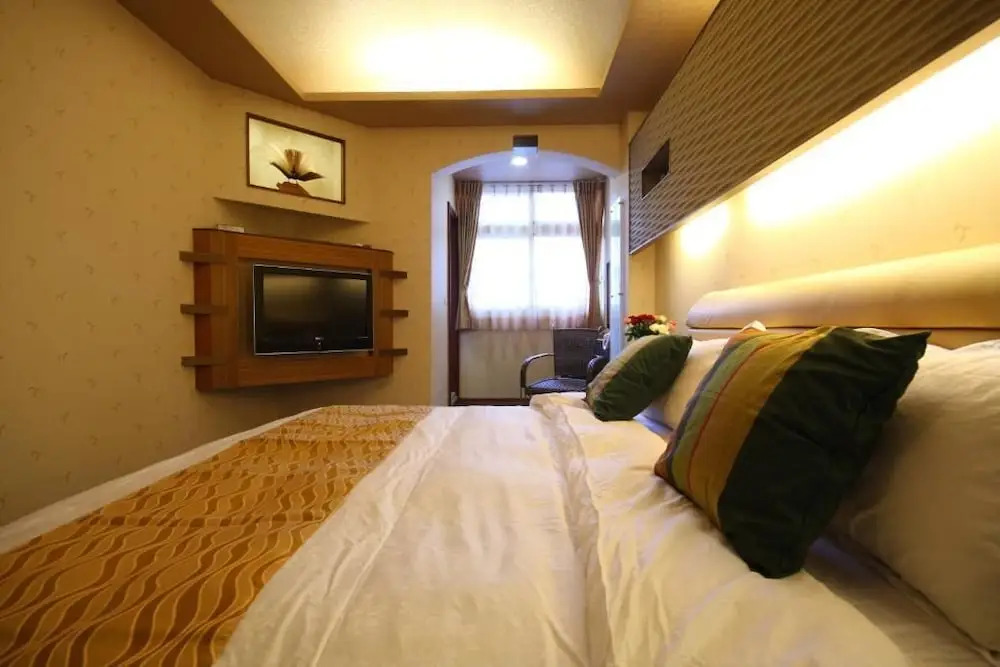 See Railway B&B
