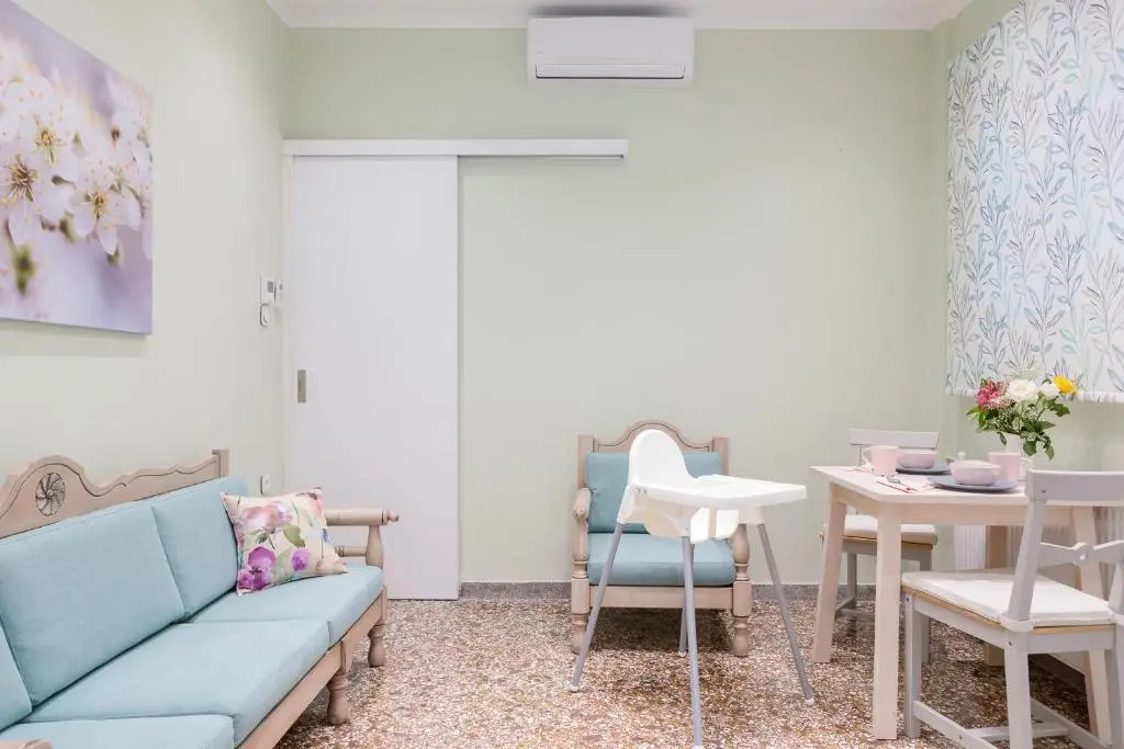 Grandma's Chic & Bright Athenian Home with a Patio