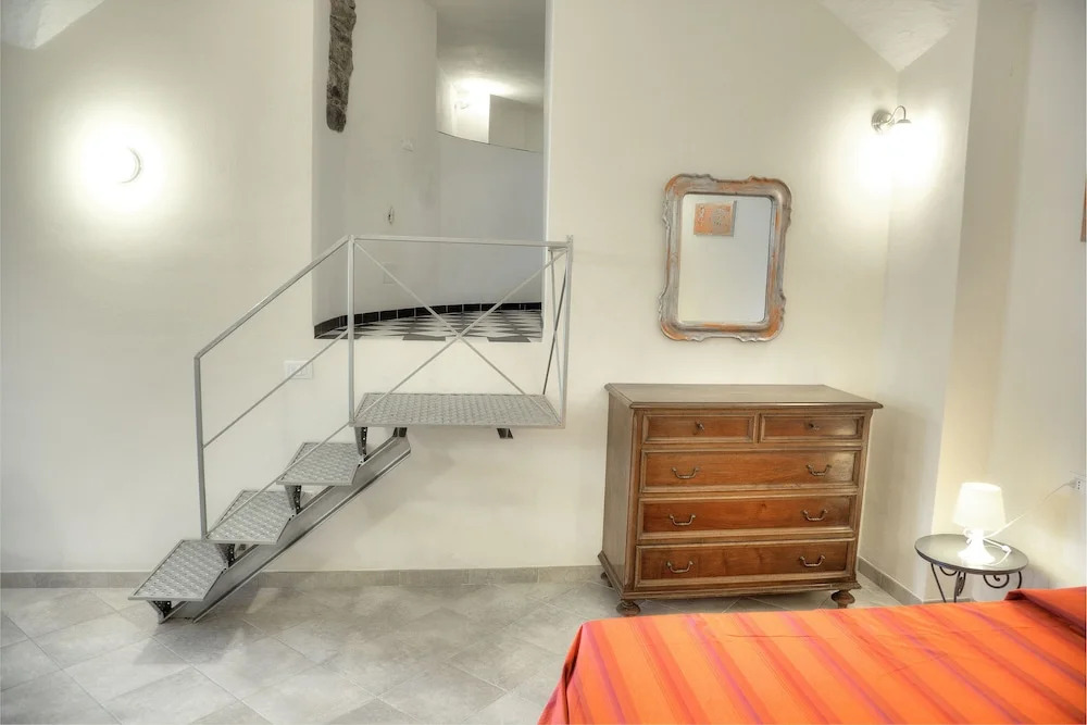 Casa Giulia Diano Castello