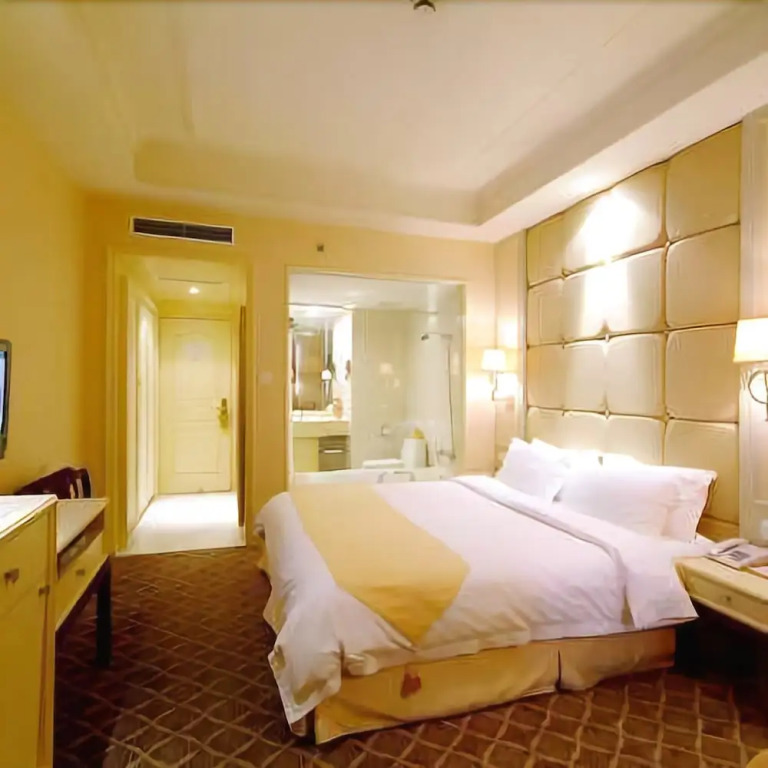 Starway Hotel