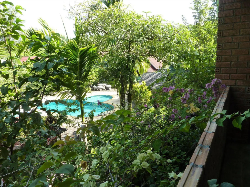 Ladda Resort