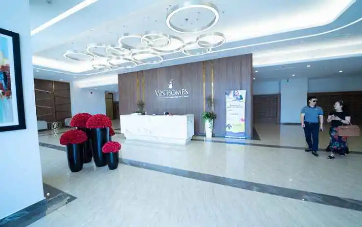 Property Plus Luxury Apartment - Vinhomes Metropolis