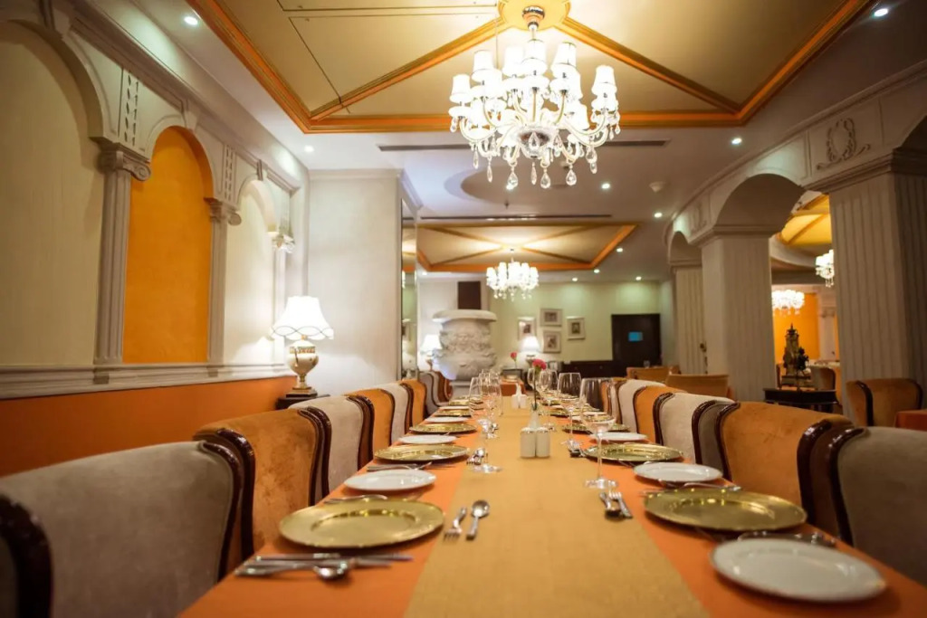 Shakun Hotels And Resorts