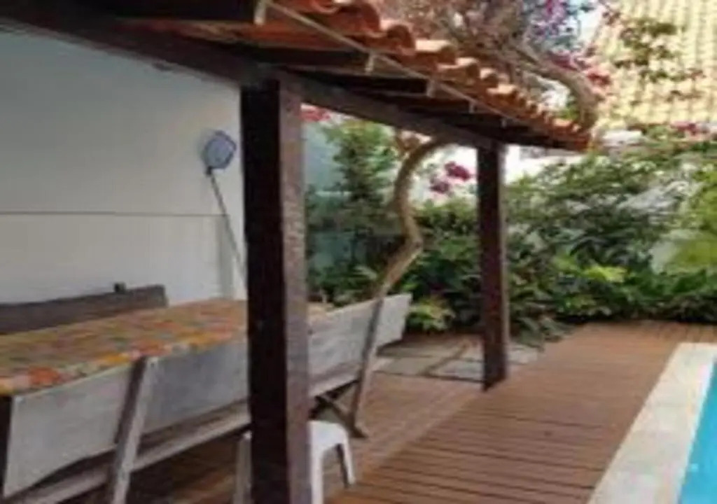Charmosa casa com piscina em Búzios