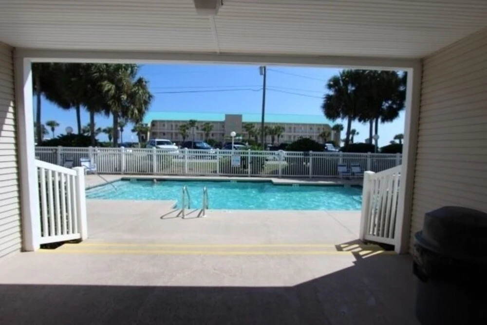 Aqua Ocean View - 2 Br Condo