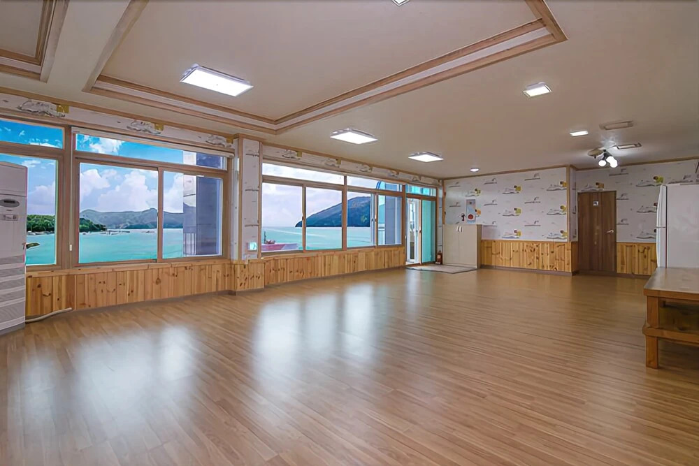 Geoje Seashore Pension