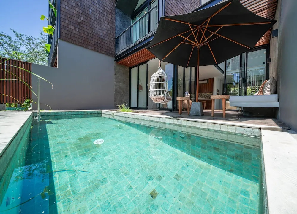 Villa Putih Taman