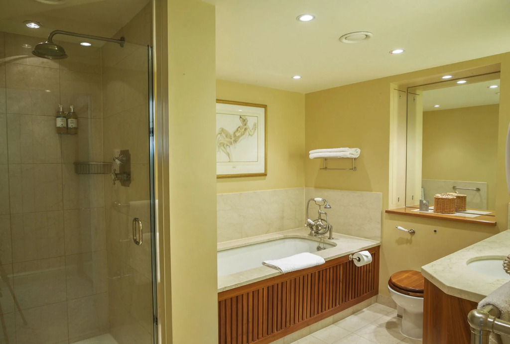 The Vineyard Hotel
