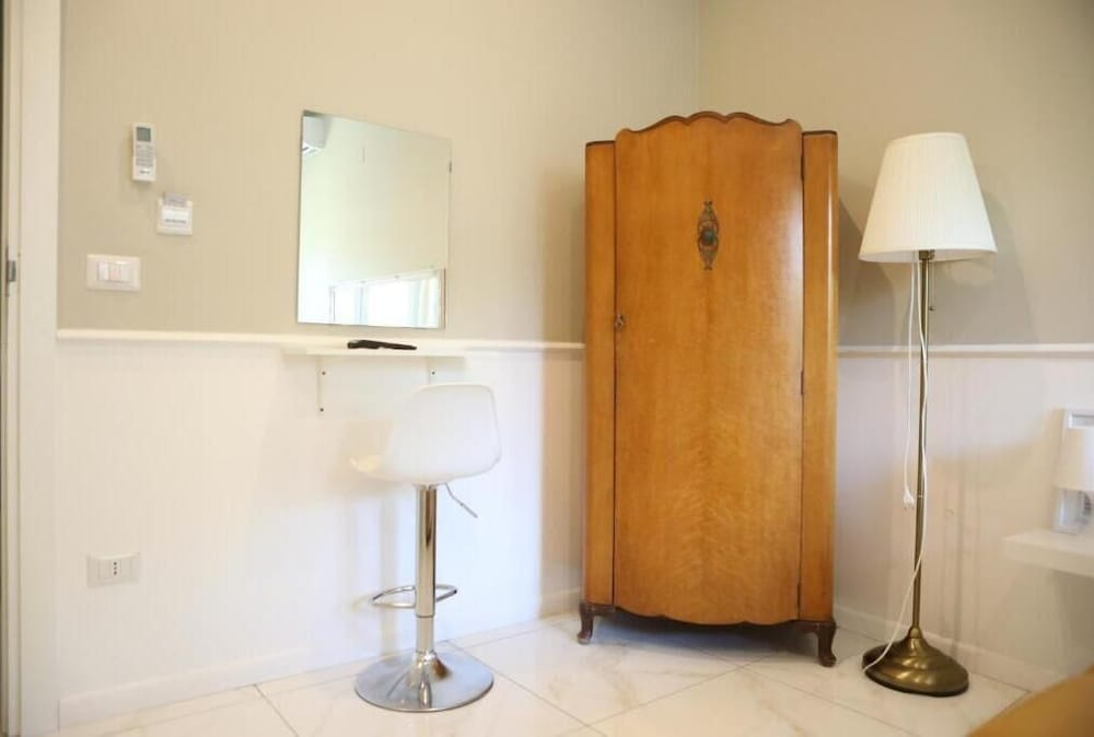 Corso Garibaldi Art Suites