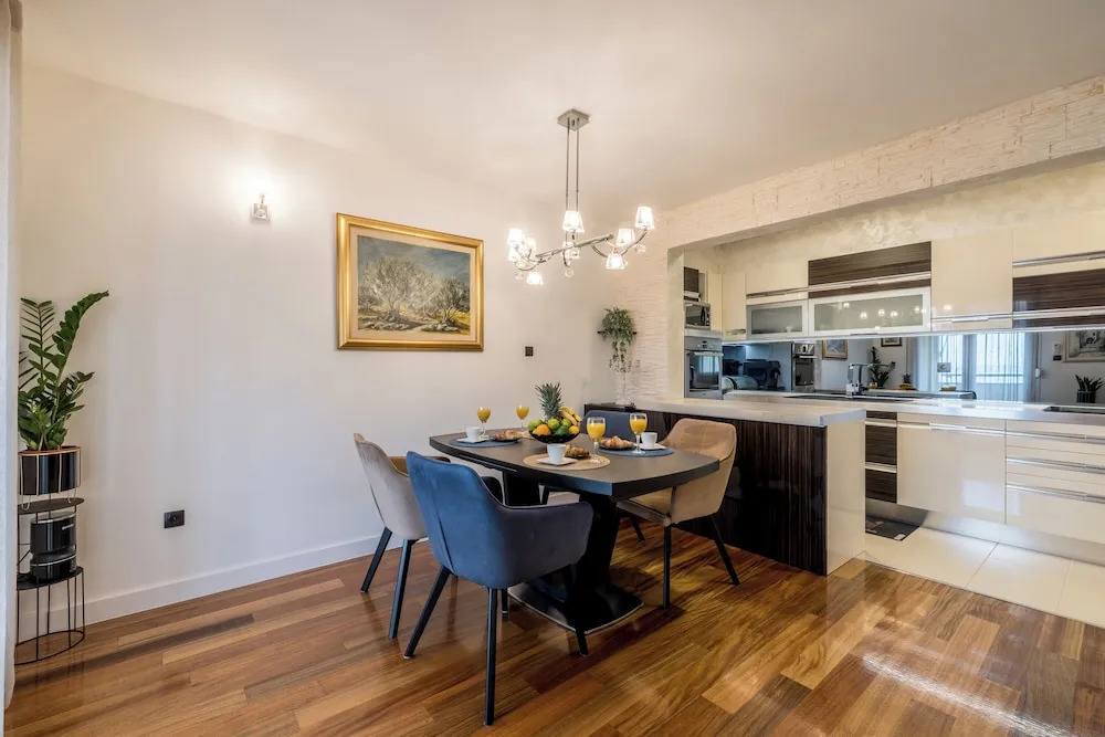 Amigo 2-Bedroom Luxury Suite - Seaview