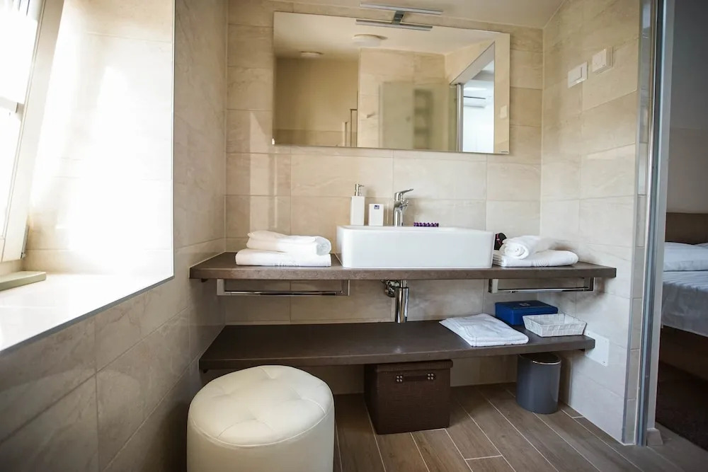 App & Rooms Juraga