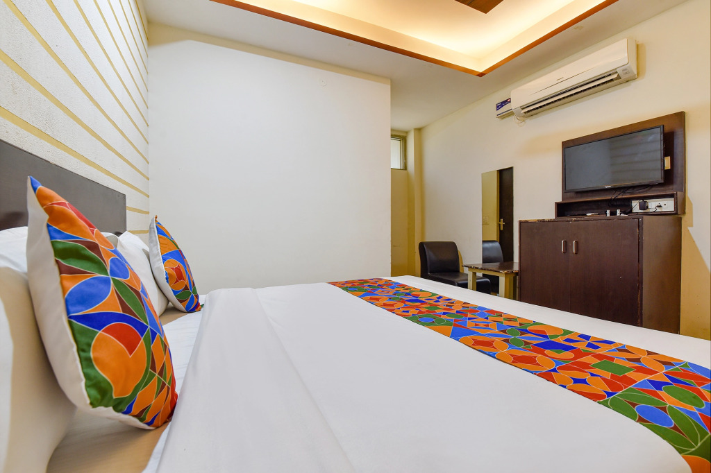 Hotel Krishna Pride