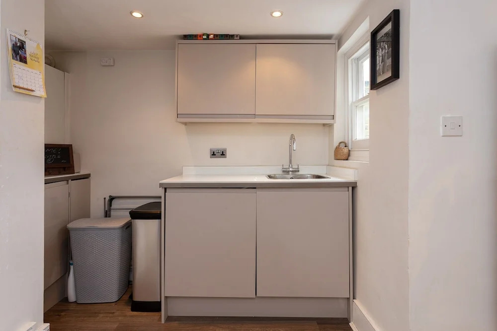 1 Bedroom Apartment in Putney Sleeps 2