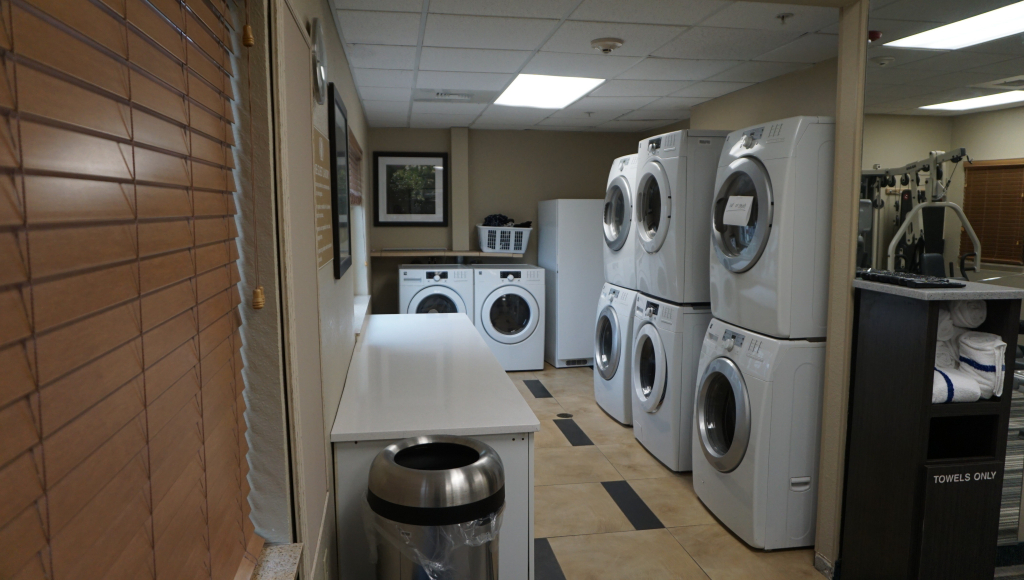 Candlewood Suites-West Springfield by IHG