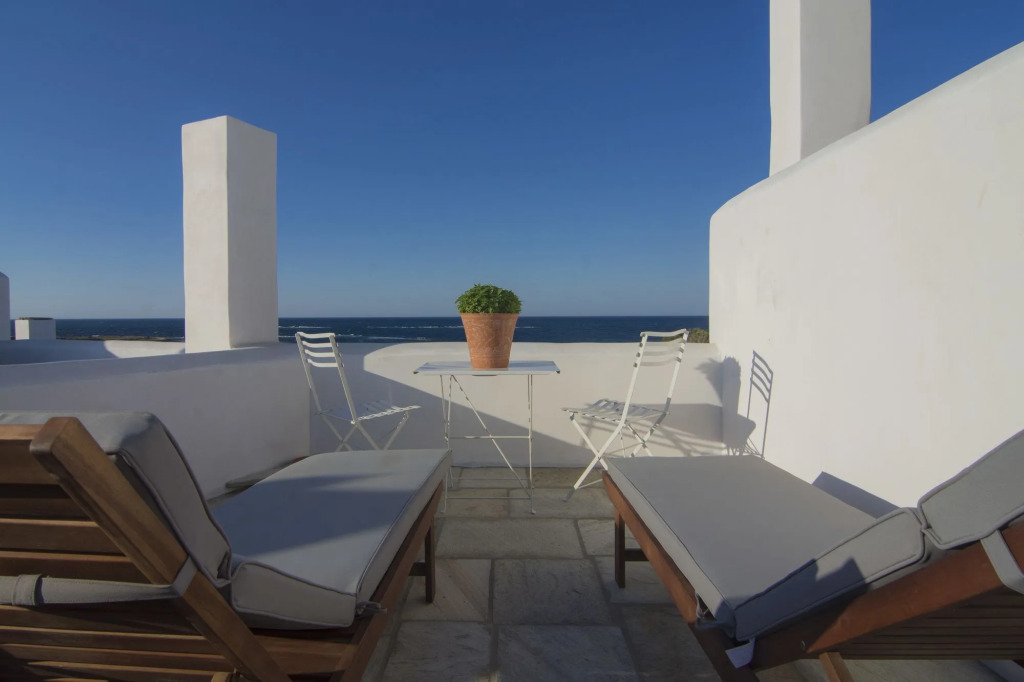Almyra Guesthouse