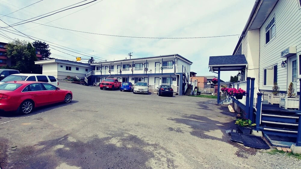 River Heights Motel