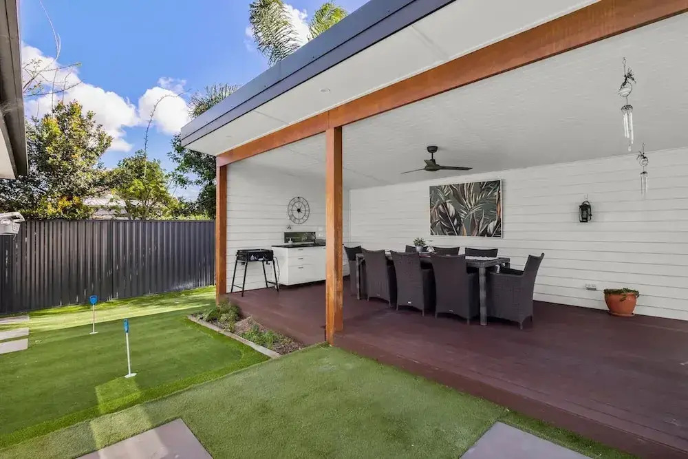 Holiday Home with Pool and Mini Golf