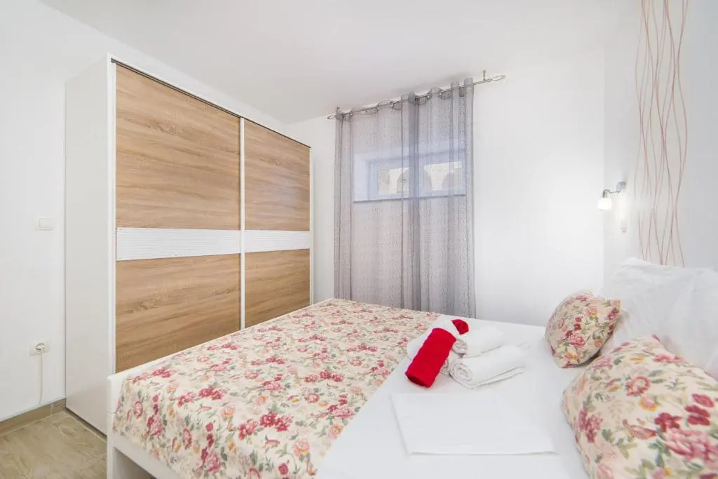 Apartments Maša