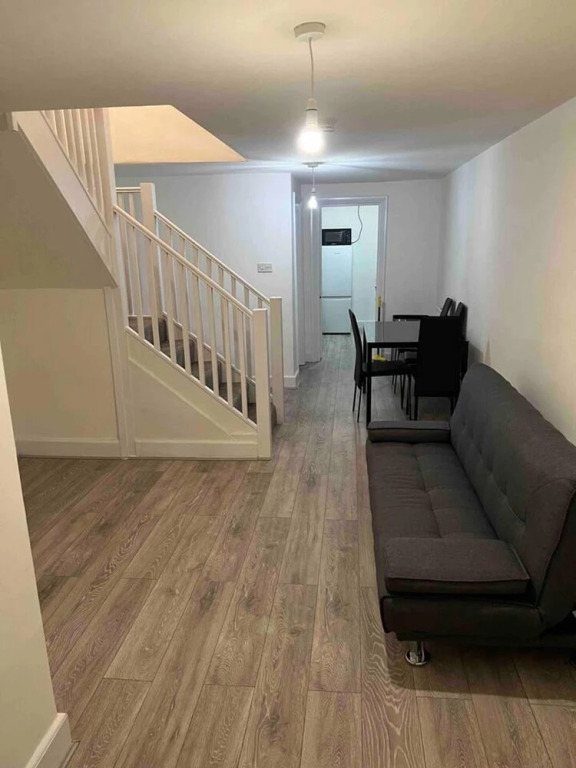 Spacious Luxury 2 Bedroom Apartment, Station 1min