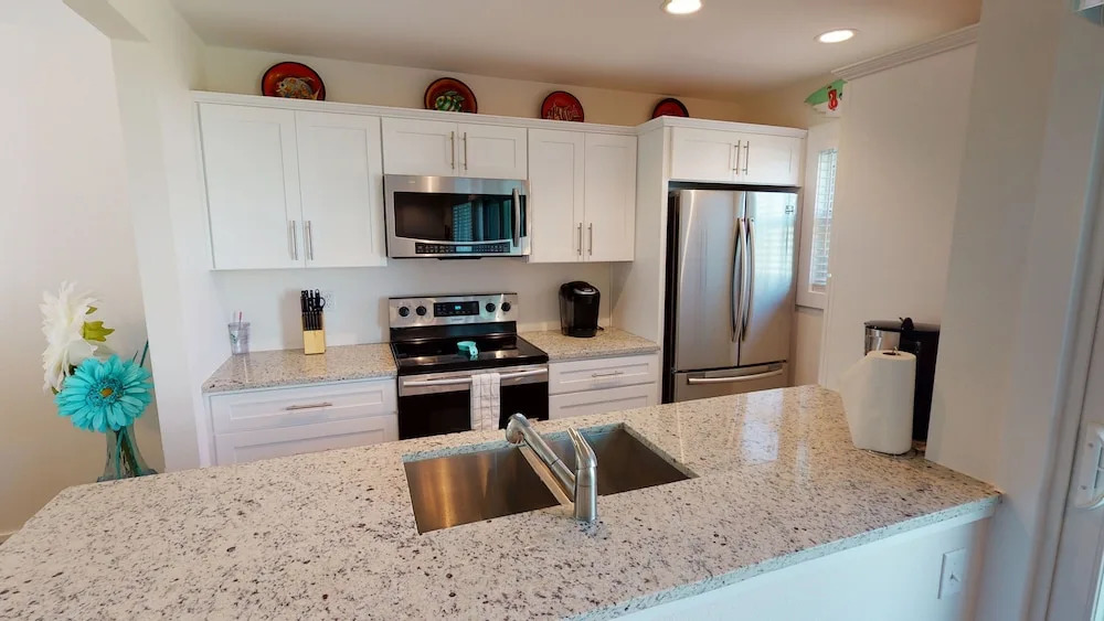 Hipnautic 2 Bedroom Condo