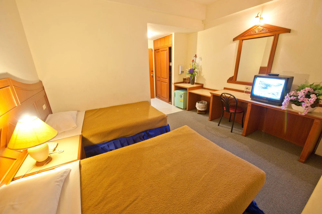 Phayao Northern Lake Hotel