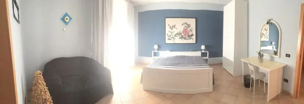 The Holiday House