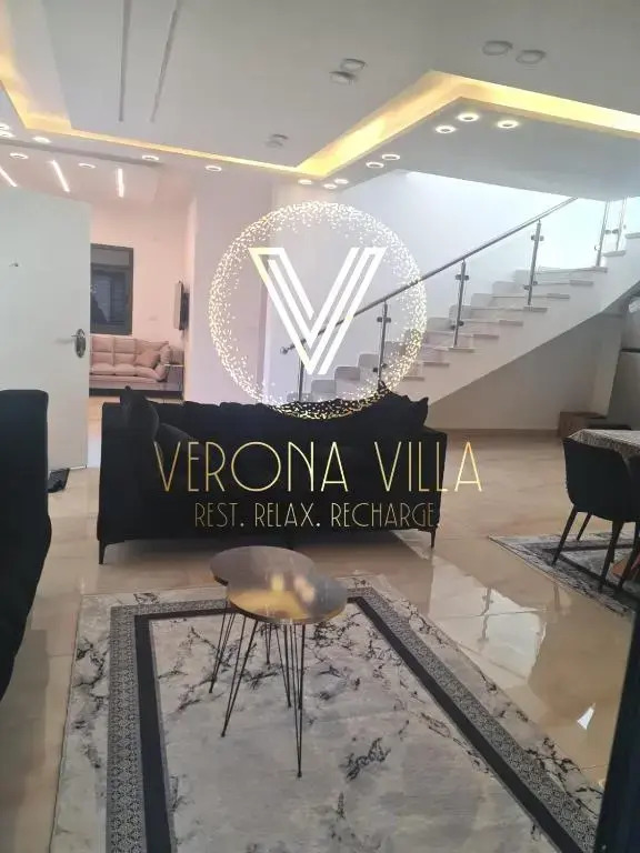 Verona Villa Jericho