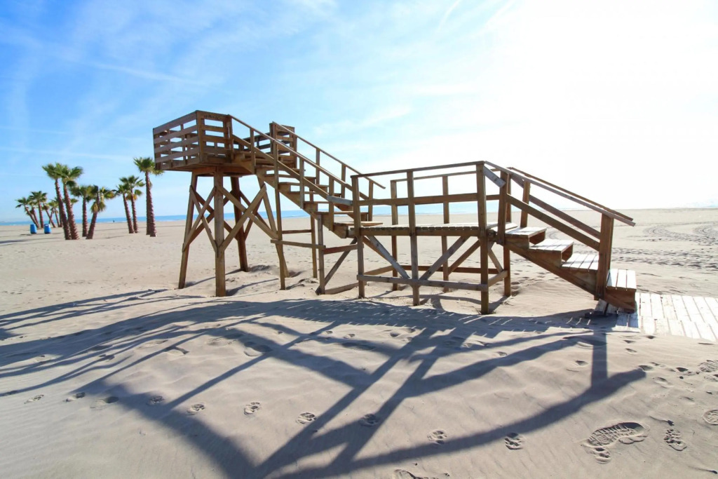 Global Properties, Apartamento con buenas vistas en Canet playa