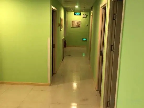 Aibao Hotel (Qingdao Women and Children's Hospital)