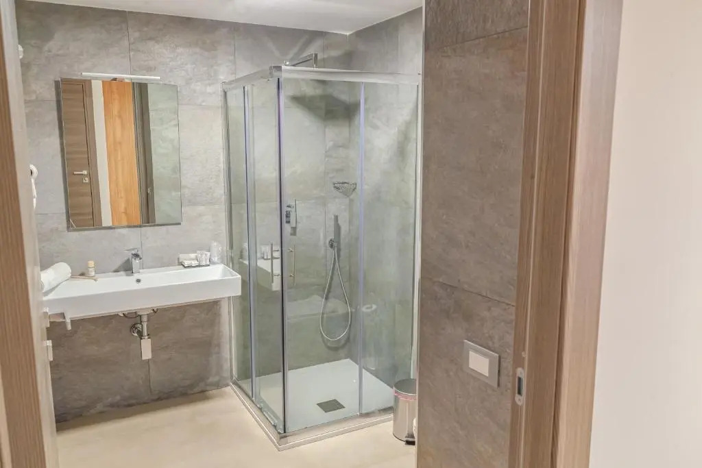 Isgrò Rooms