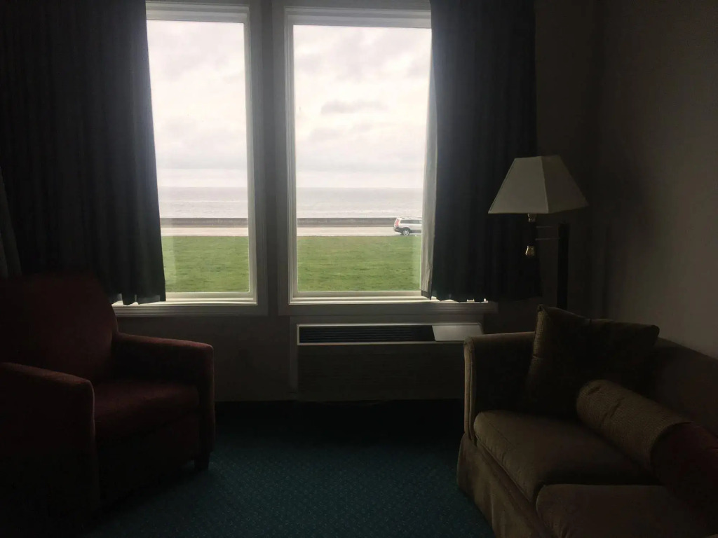 The Atlantic House