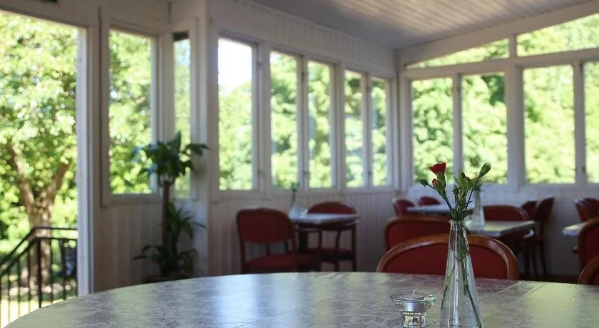 Mjällbyhus Pensionat & Stugby