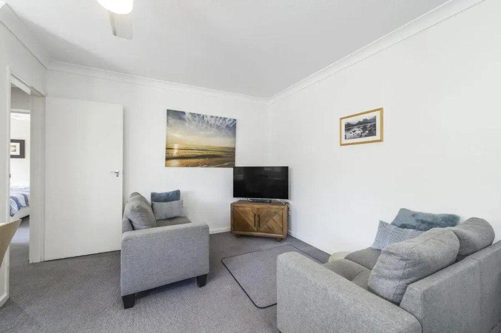 Maliblue, 5/1 Main Street, Crescent Head