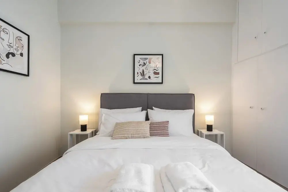 Spacious Luxury Apartment | Near Piraeus Port
